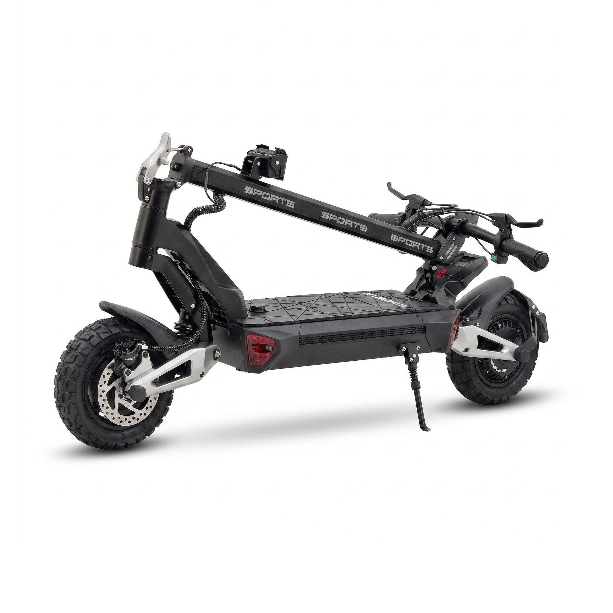 BE-5, trottinette electrique double moteur, vue trois quarts
