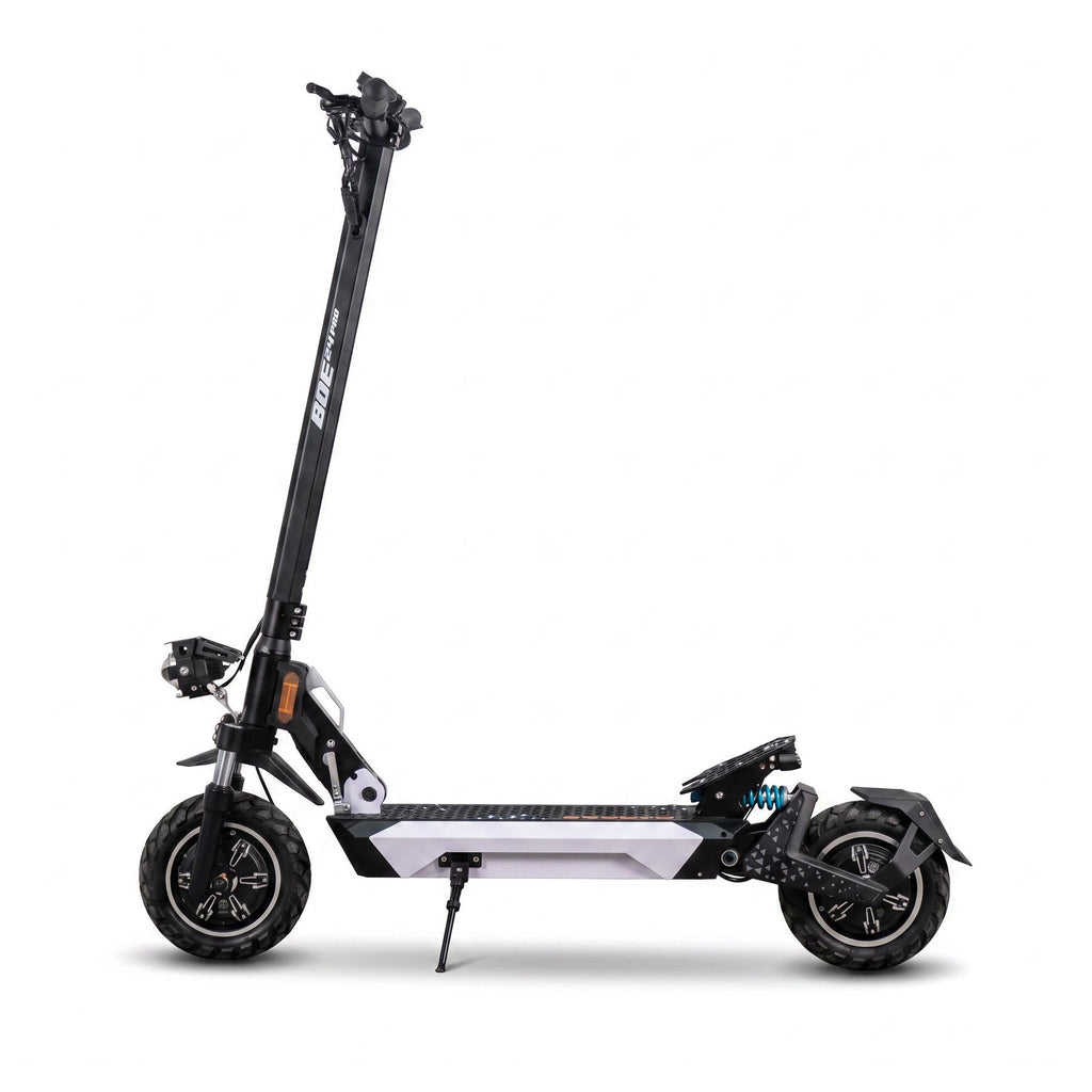 BOE G4, trottinette electrique tout-terrain, vue de profil sur fond blanc